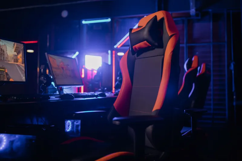 Not Just Pixels: How Your Monitor Is Quietly Deciding Your Competitive Ceiling